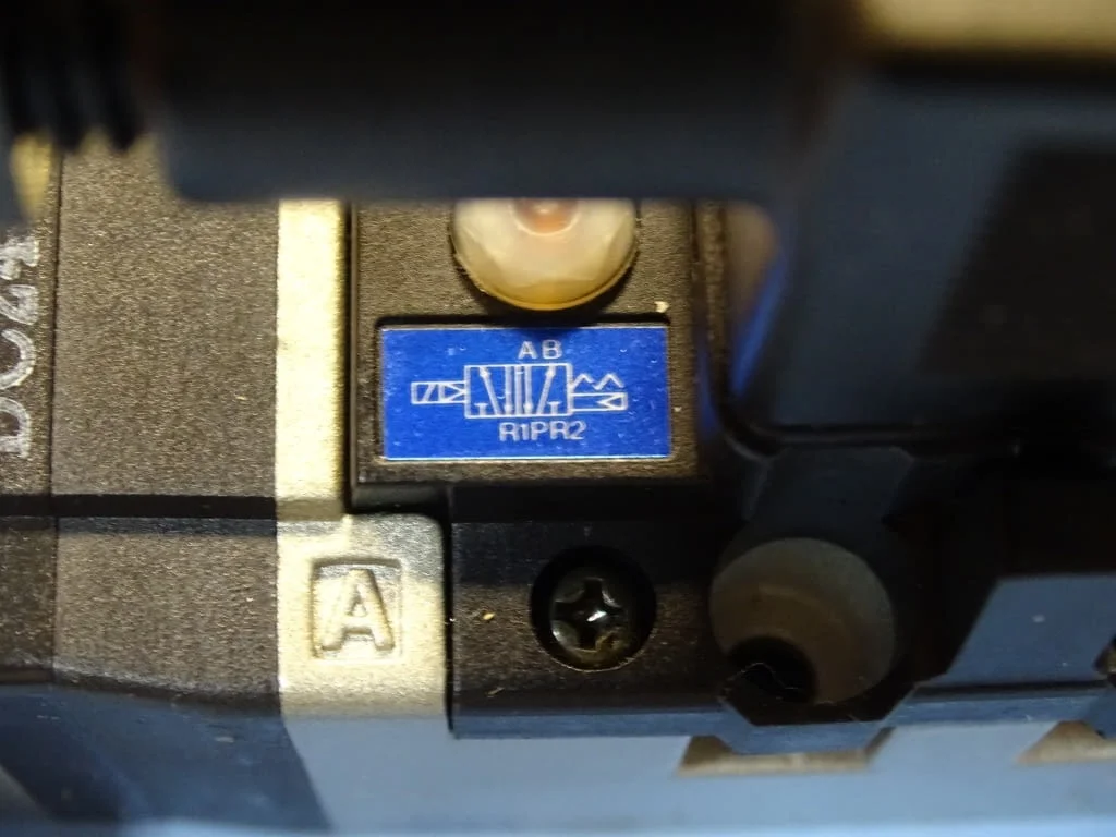 Пневматичен разпределител SMC VS7-6-FG-S Solenoid Valve Pilot 24VDC — снимка 4
