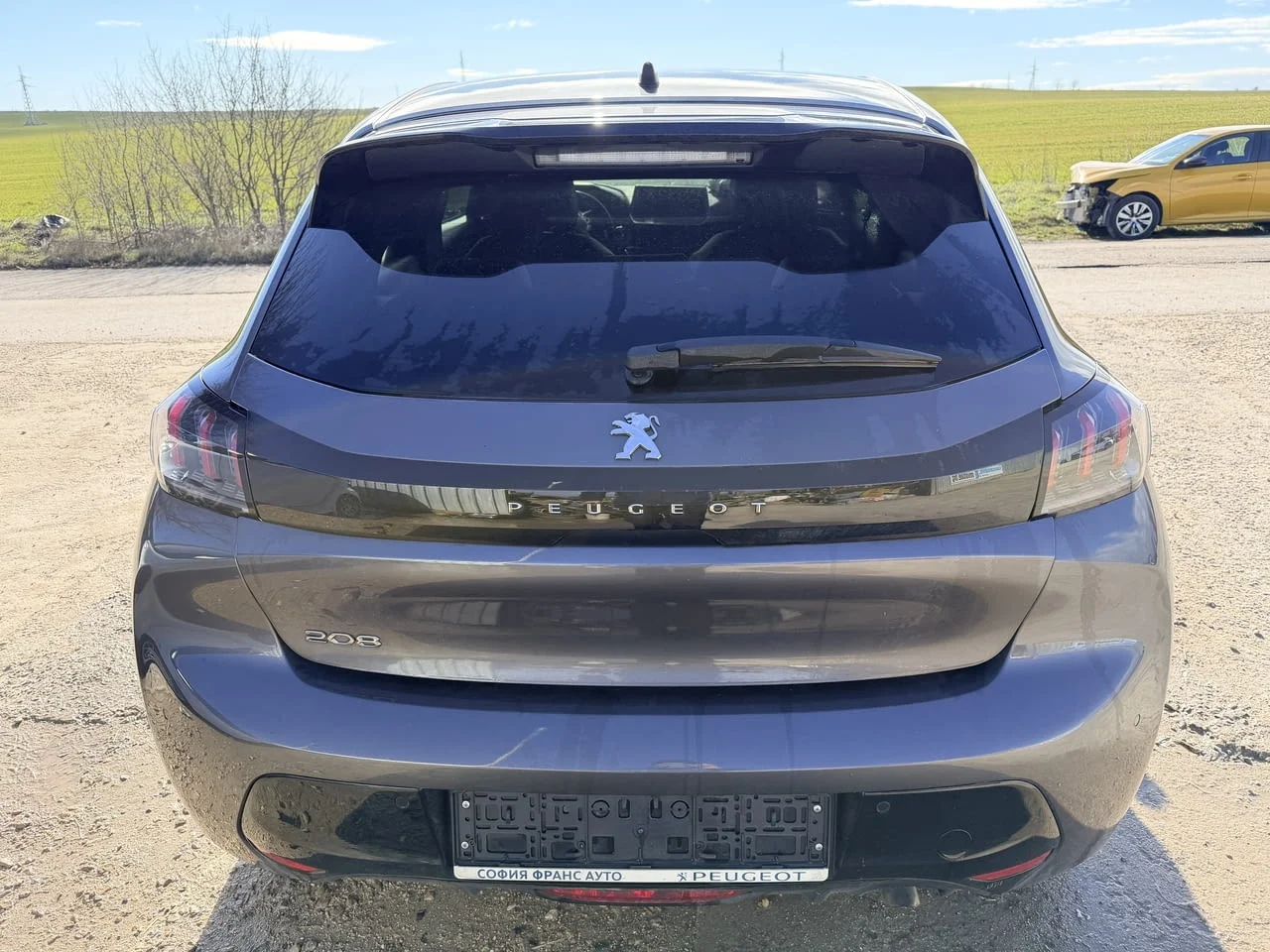 Peugeot 208 1.2 PureTech, двигател HNK, 101 кс., ск. Кутия - автоматик 8 ск. 20GTBB, 2022г., 27000 к — снимка 6