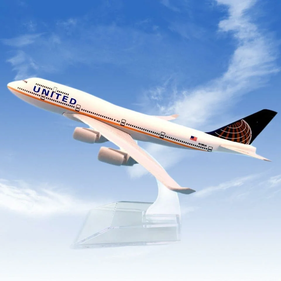 Боинг 747 самолет модел макет United USA метален B747