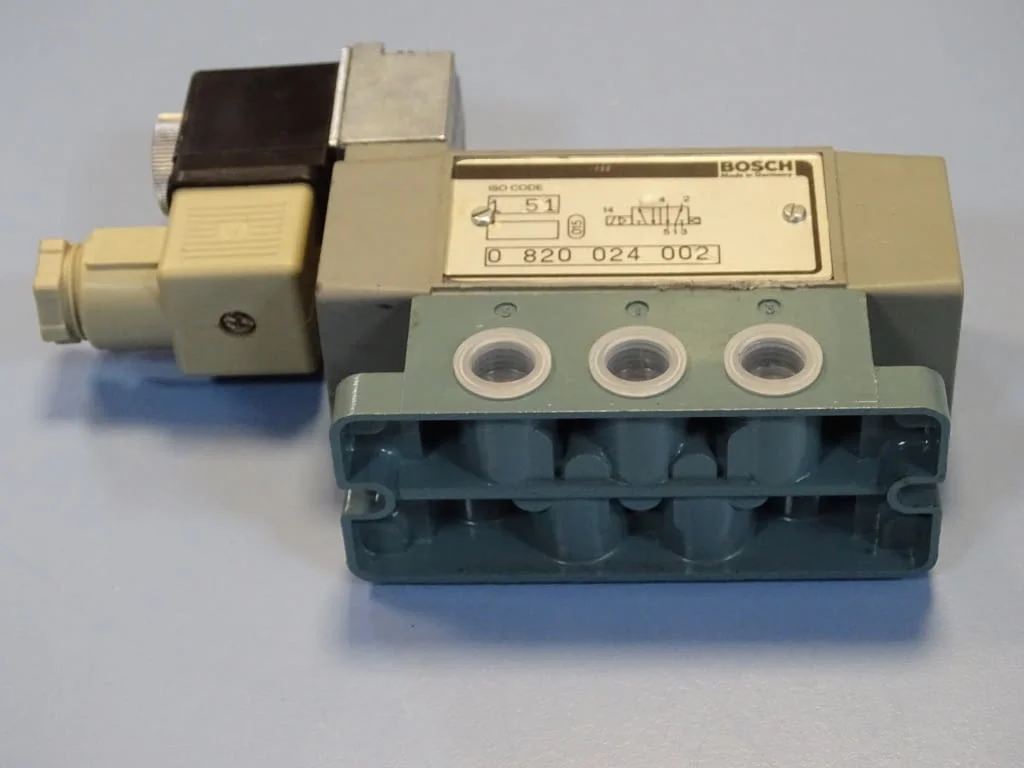Хидравличен разпределител BOSCH directional valve 24VDC — снимка 4