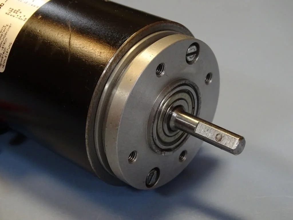 Сервомотор Balitz E586MGD DC-servomotor 0.19Nm — снимка 7