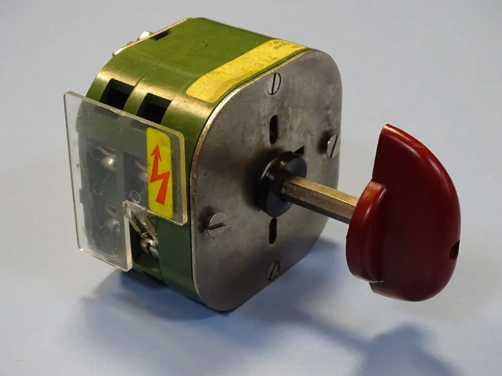 Пакетен превключвател Telemecanique 25/40A 500V rotari switch — снимка 2