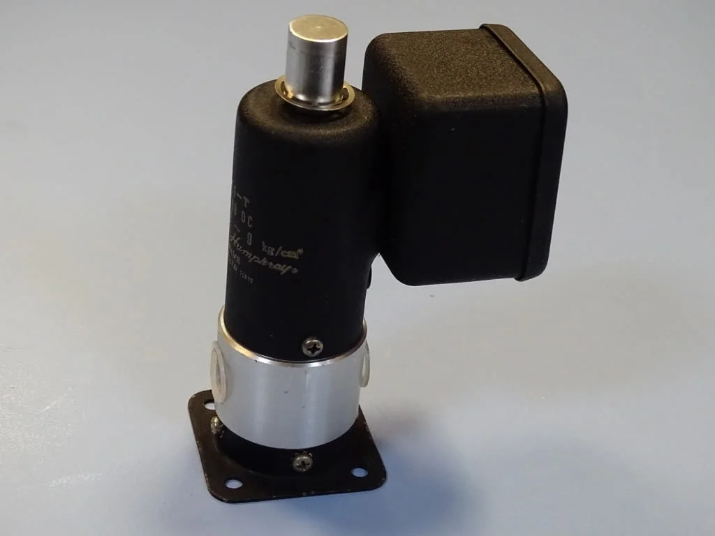Пневматичен разпределител KOGANEI 2503E1-T Air Valve 100V AC/DC 2-8Bar — снимка 2
