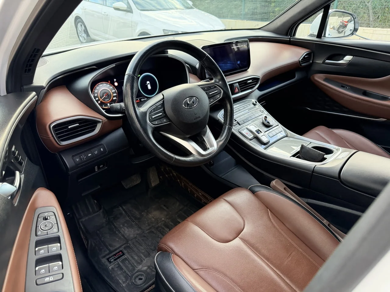 Hyundai Santa Fe 1.6 T-GDi Hybrid HTRAC 4x4 автоматик, 230 к.с. • 7 места • PANORAMA • КОЖА • FACELI — снимка 8