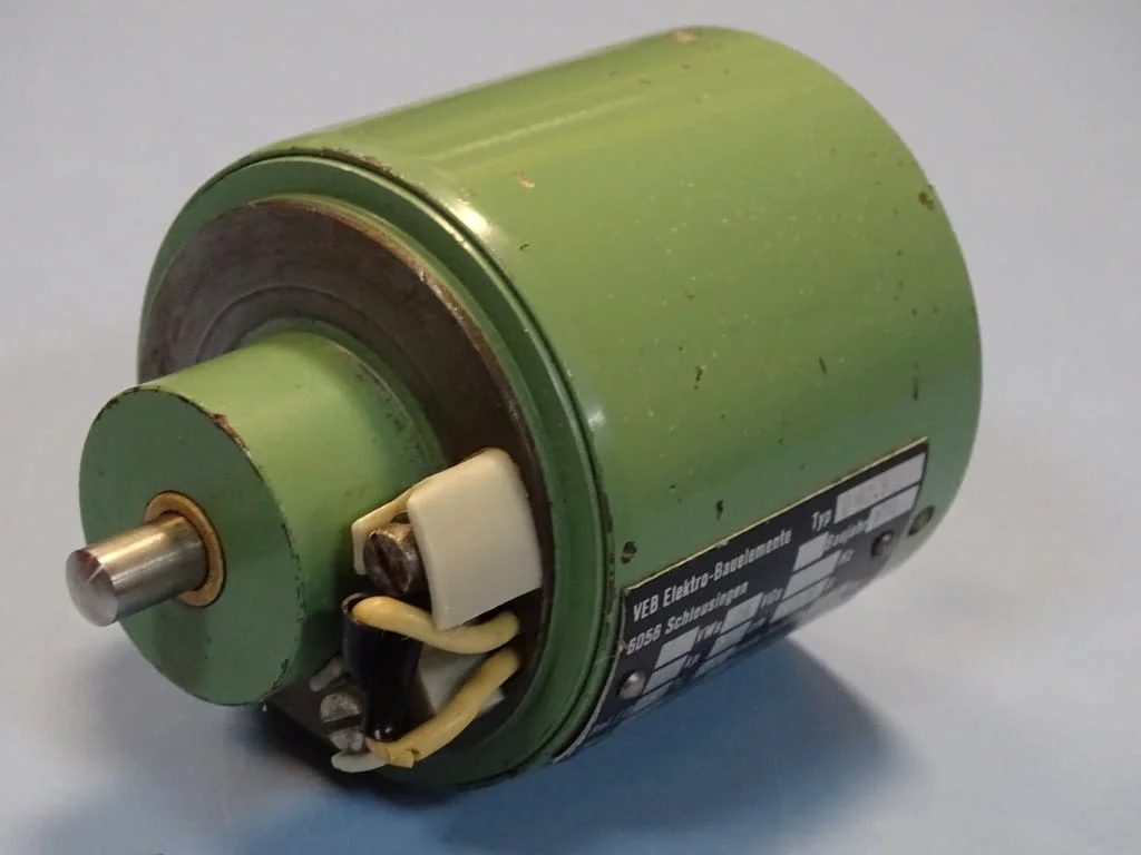 Ел. магнит VEB Typ GM2.5 control magnet 24VDC — снимка 6