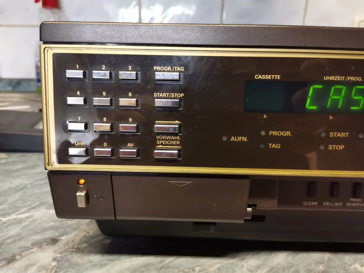 Grundig Video 2x4 Super Video 2000 Recorder — снимка 2