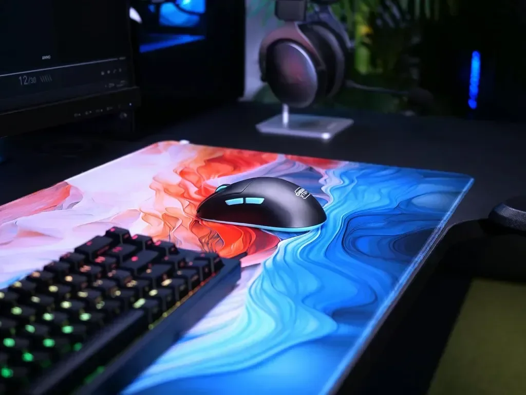 CHERRY XTRFY M68, ултра-лека безжична мишка за игри, 2,4 GHz RF, черна — снимка 4