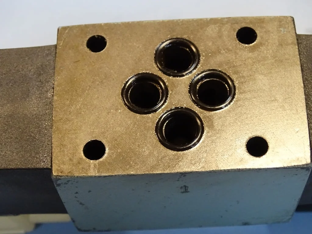 Хидравличен разпределител "Хидравлика" тип РХ /50АМ 320Bar hidraulic valve — снимка 6