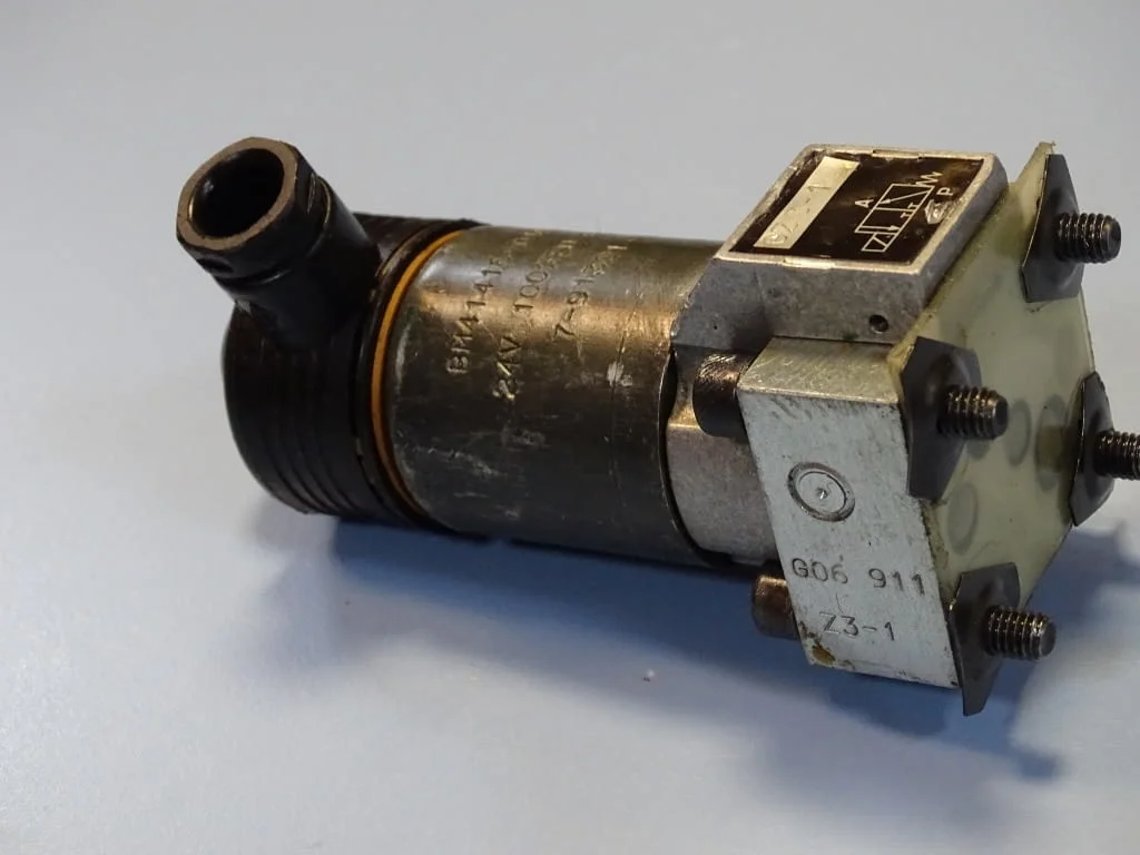 Хидравличен вентил HAWE GZ3.1 24VDC hydraulik directional valve — снимка 6