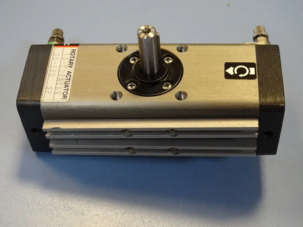 Ротационен актуатор SMC 10-CDRA1BW30-180SP Rotary Actuator — снимка 2