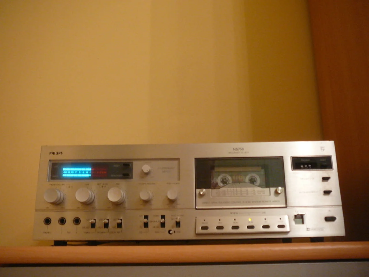 Philips n 5756 — снимка 5