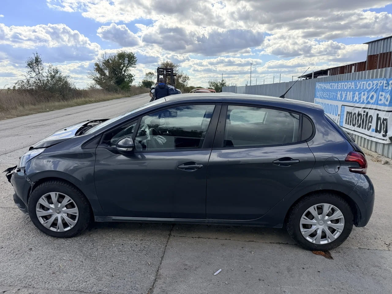 Peugeot 208 1.2 PureTech, двигател HMZ, HM01, 82 кс., 5 ск., 114000 км., 2017г., евро 6D, Пежо 208 1 — снимка 5