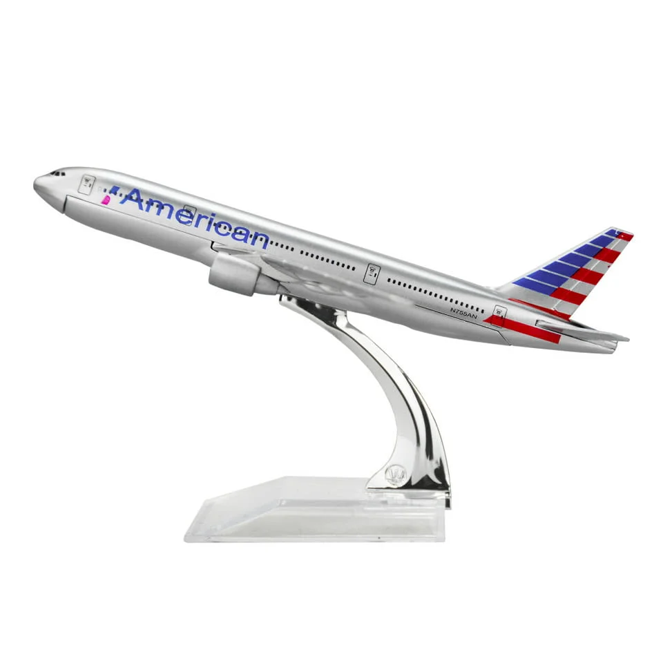 Бойнг 777 самолет модел макет American метален лайнер полет летище пътници писта