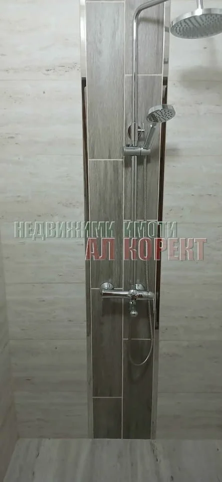 Слънчев етаж от къща с двор в Галата след основен ремонт — снимка 10
