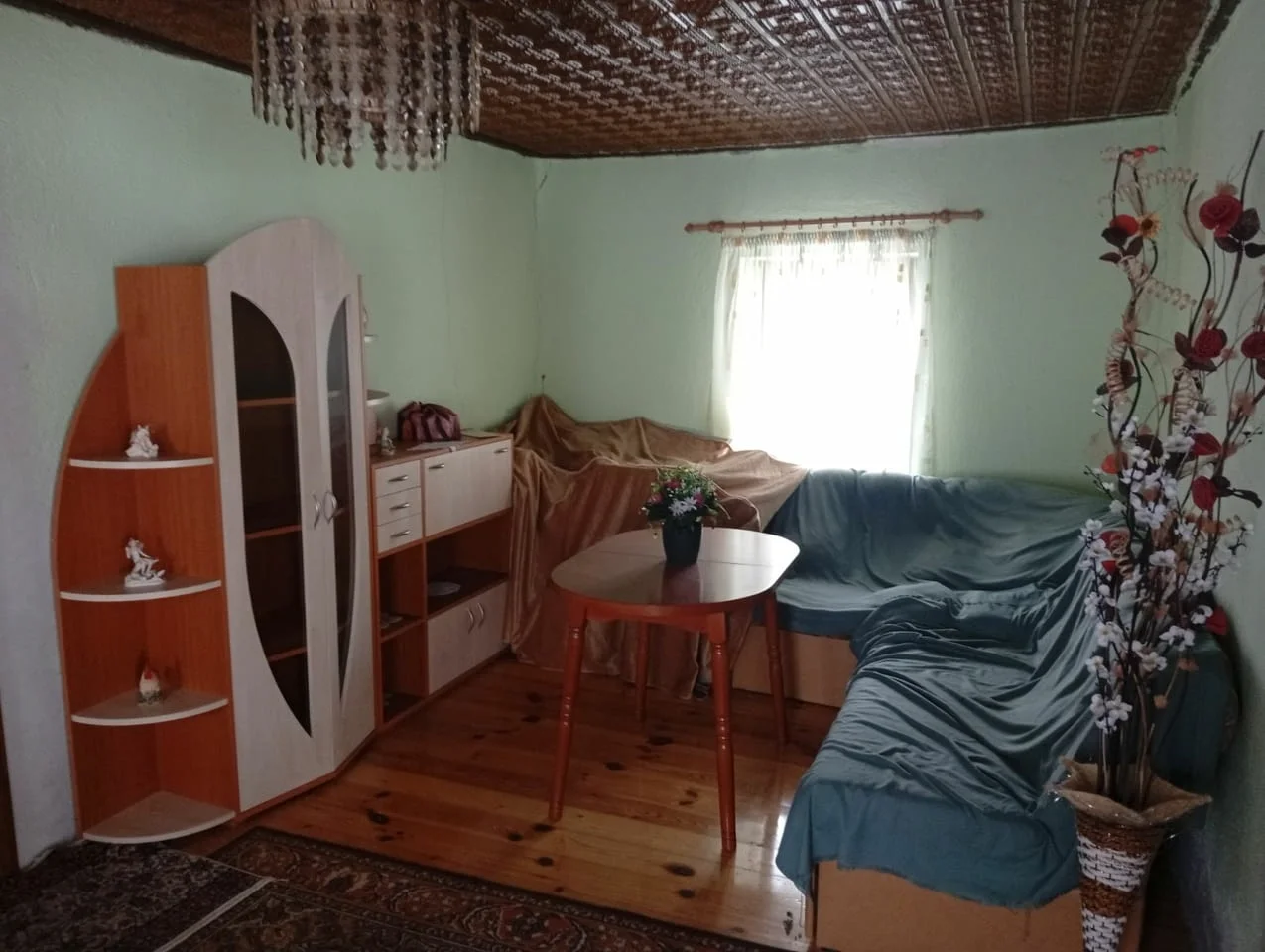 Двуетажна къща разположена в с.Динево, обл.Хасково — снимка 3