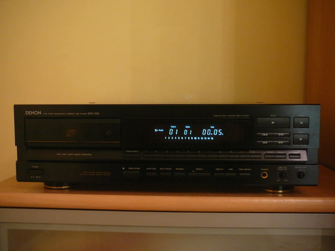 Denon dcd-1520