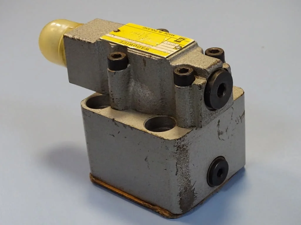 Клапан хидравличен WADOWICE DB10 2-15/100U Hydraulic ventil — снимка 3