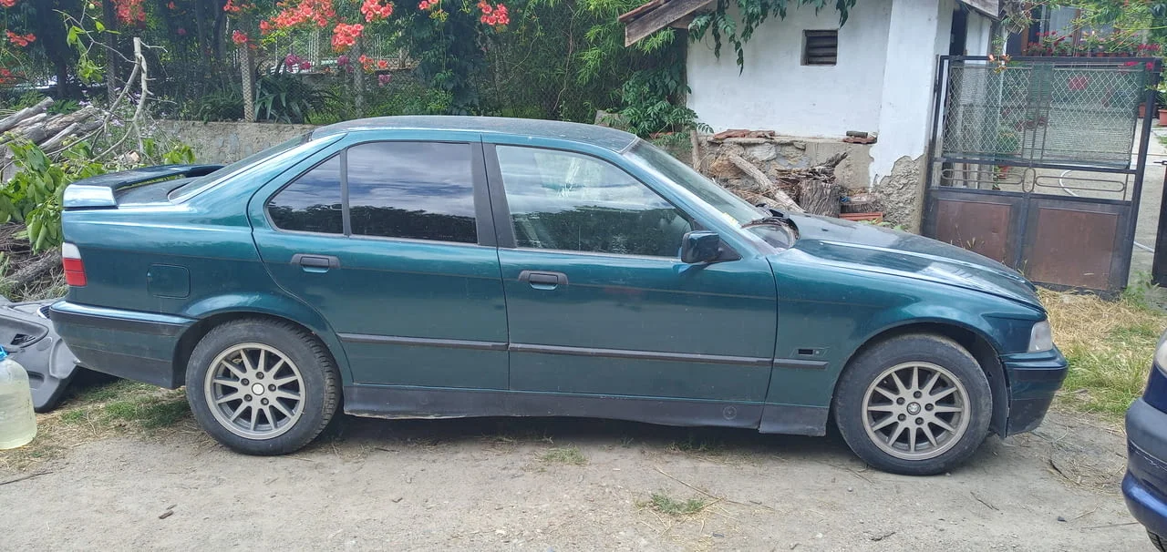 BMW 318 e36 БМВ е36 m43b18 на части