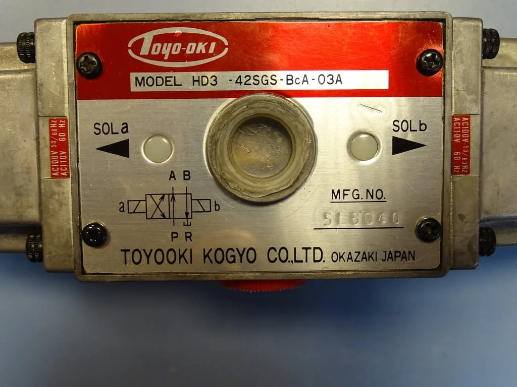 Хидравличен разпределител TOYO-OKI HD3-42SGS-BcA-03A solenoid operated directional valve 100/110V — снимка 3