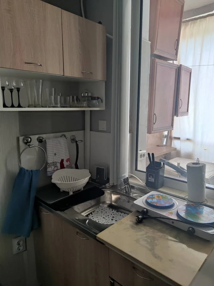 Продаваме многостаен апартамент в центъра на Пловдив — снимка 3