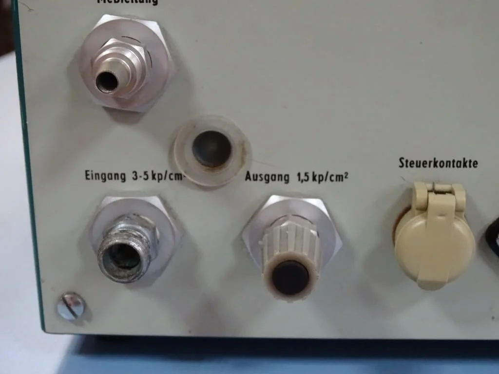 Уред за активен контрол VEB Massi AEROPAN B-IV dual air gauge 3-5kp/cm2 — снимка 6