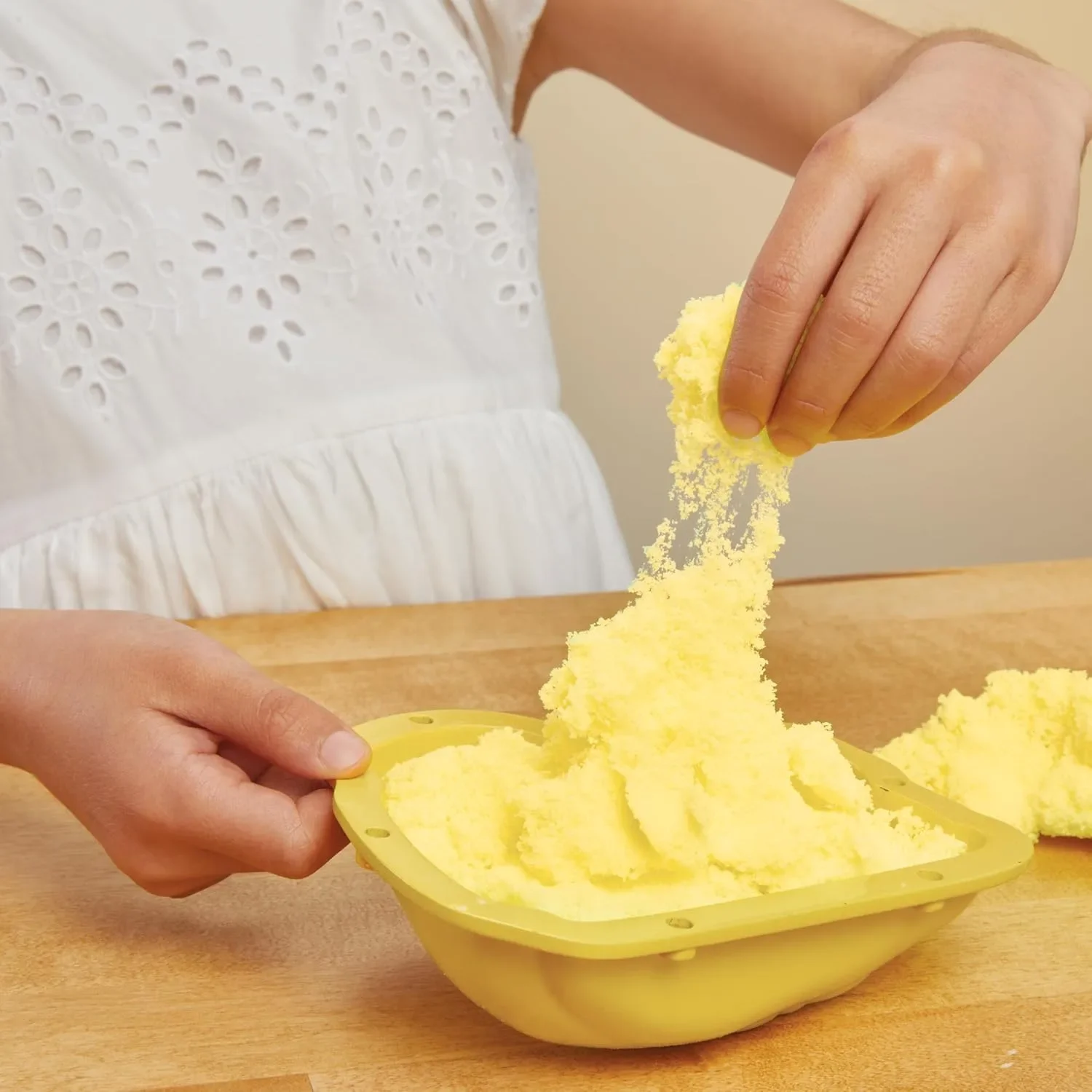 Детски комплект за приготвяне на сладкиши Duck Cake Mix – играчка за „гответе“ с 15 аксесоара — снимка 5