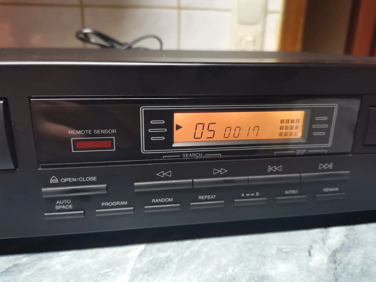 Yанион CD420 CD Player — снимка 3