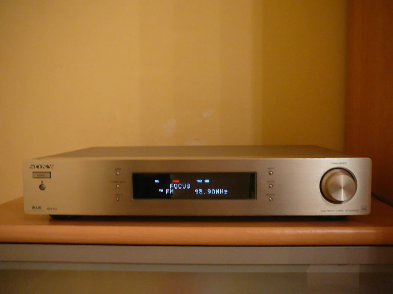 Sony st-sdb900 qs