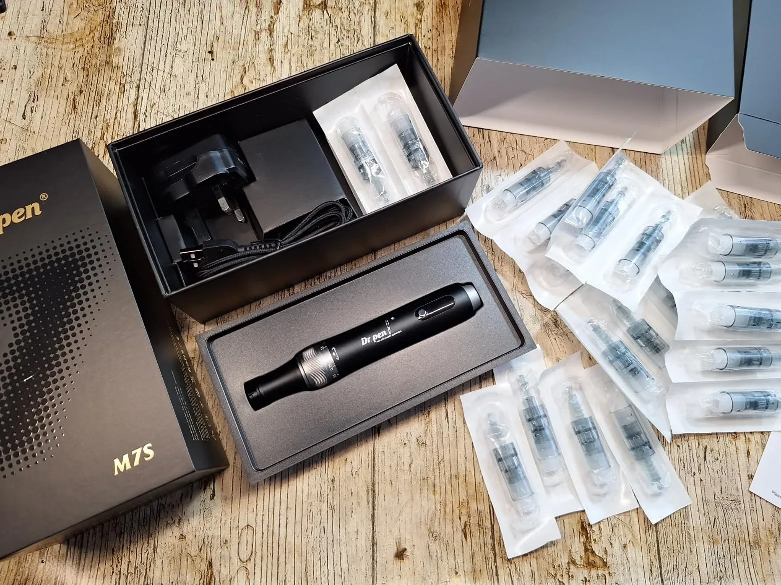 Dr. Pen M7S професионална писалка за микронидлинг с 25 резервни патрона — снимка 10