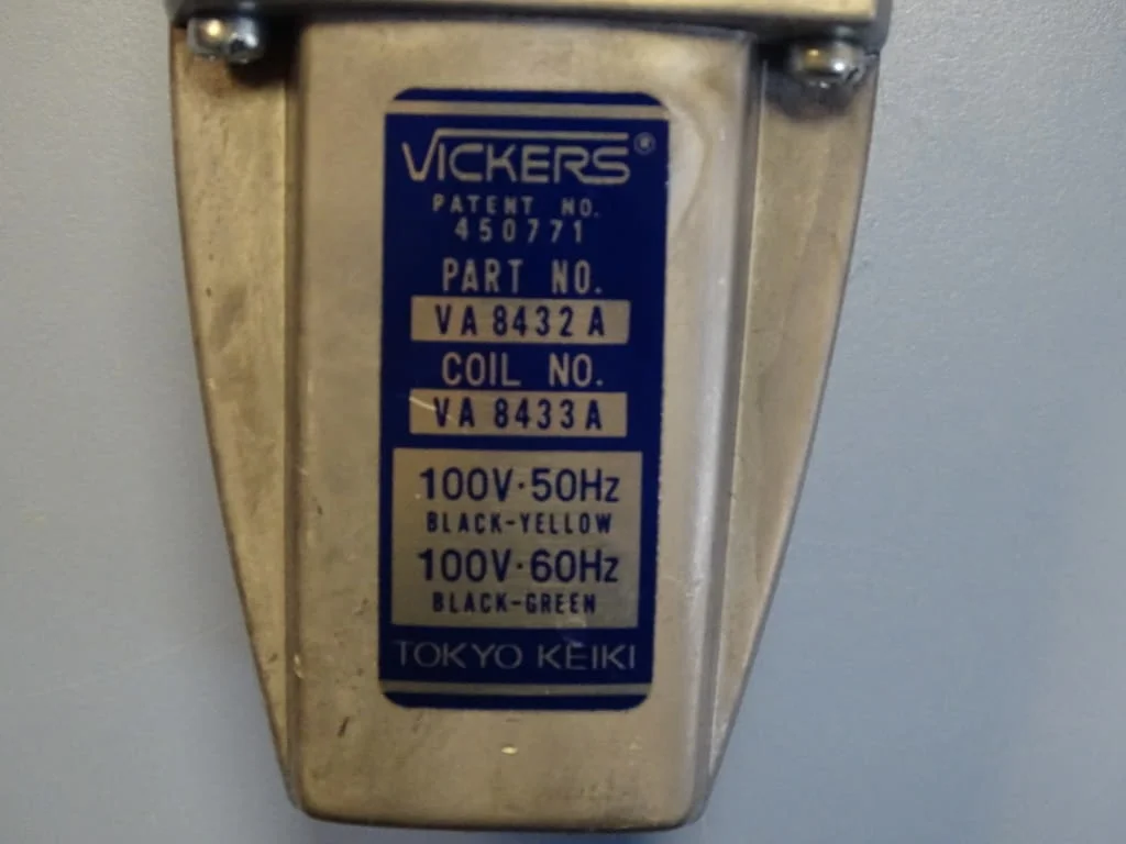 Хидравличен разпределител Sperry Vickers DG4S4-012A-52-JA-LA directional valve 100V — снимка 3