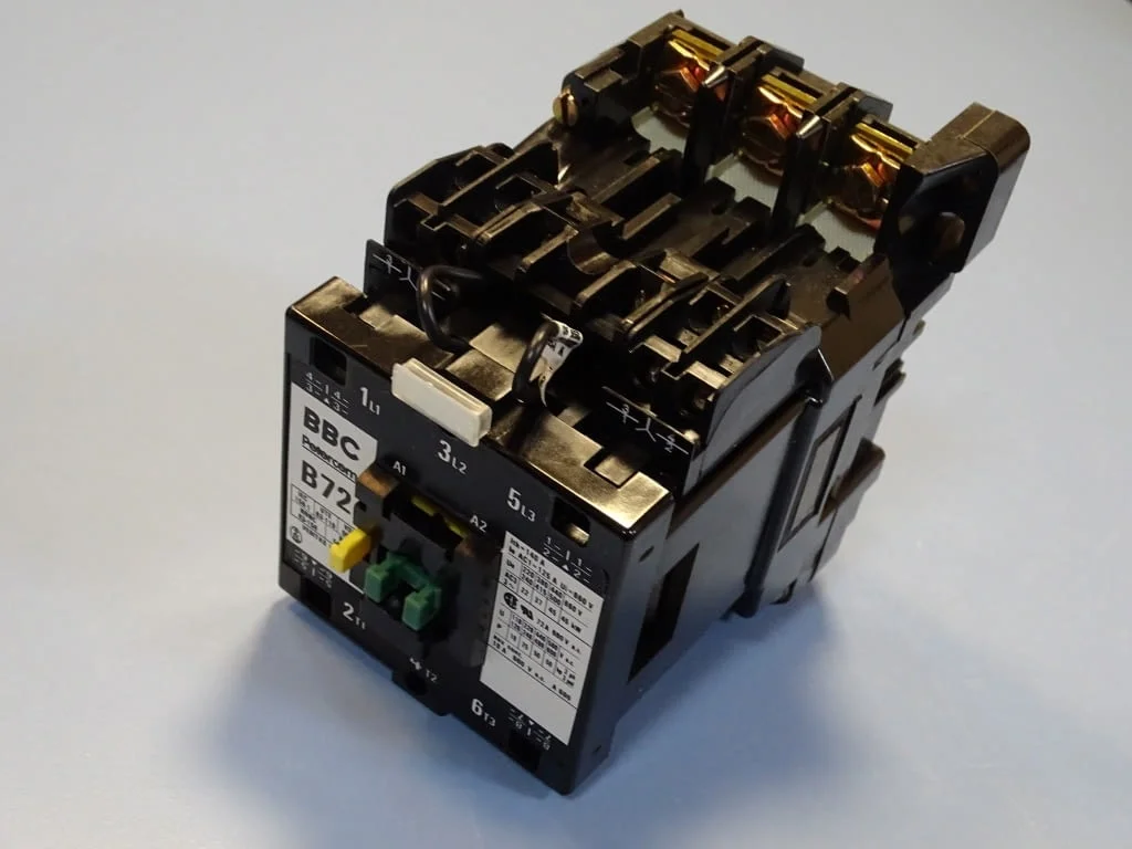 Контактор BBC Petercem B72-30-11 contactor 75A 220V — снимка 9