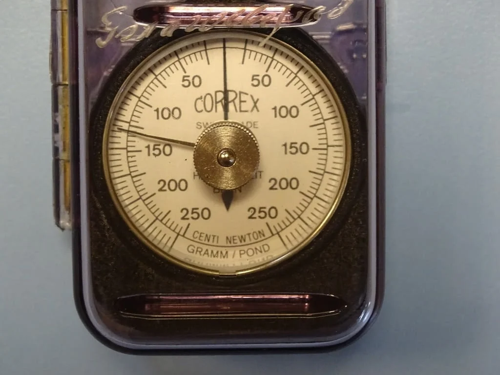 Грамометър CORREX HAAG-STREIT Bern tension gauge Gramm Pond 250-0-250
