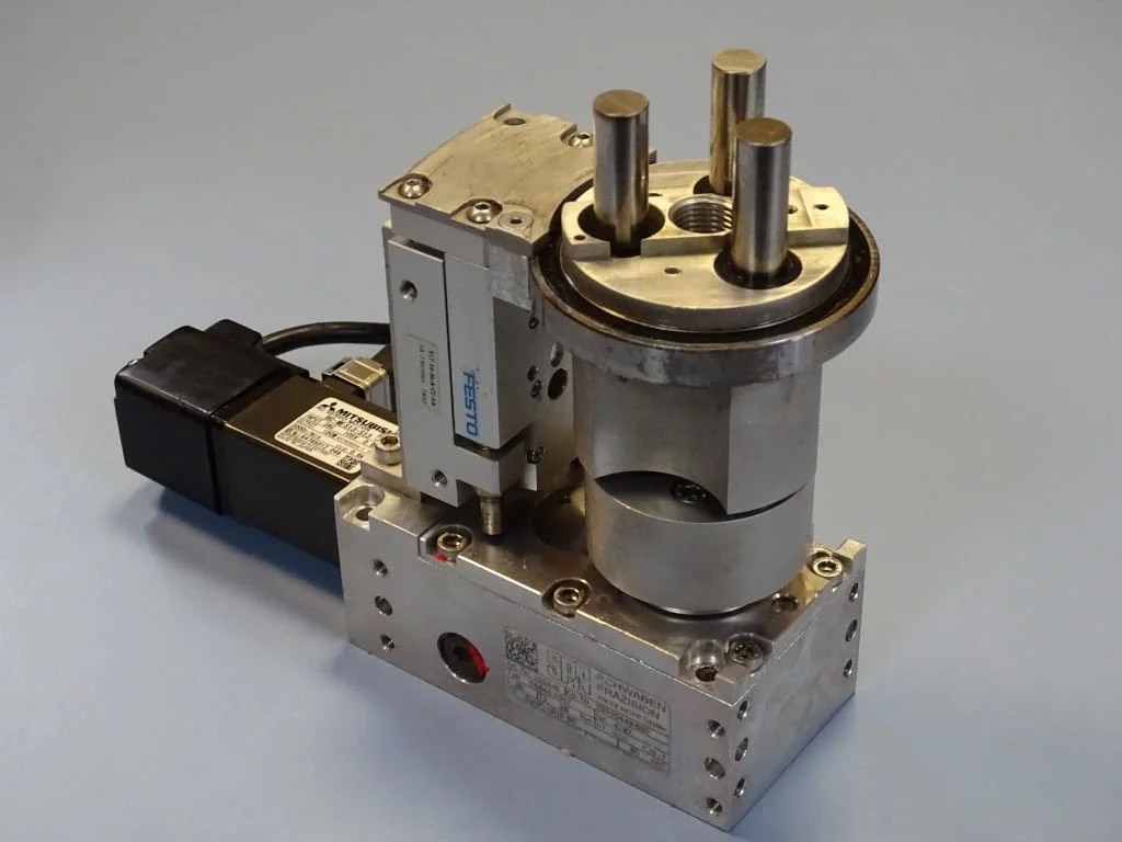 Ротационен модул SPN , Mitsubishi HC-MFS13-S13, Festo SLT-10-30-A-CC-SA — снимка 2