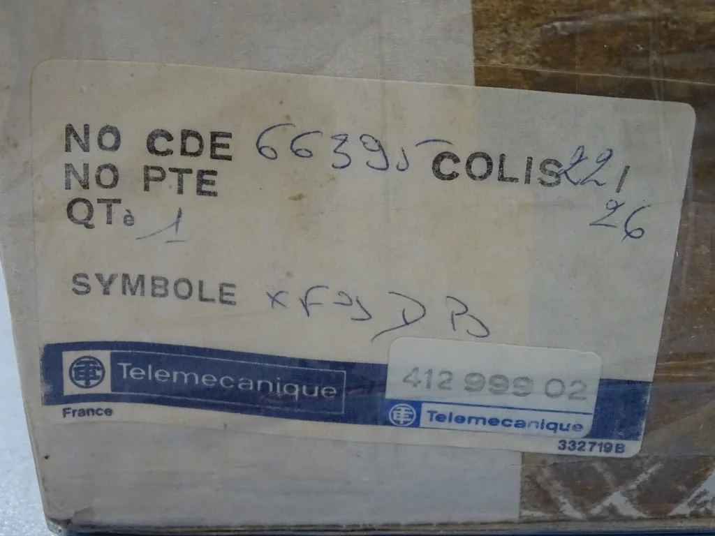 Краен изключвател Telemecanique XF9-DB Limit Switch — снимка 10