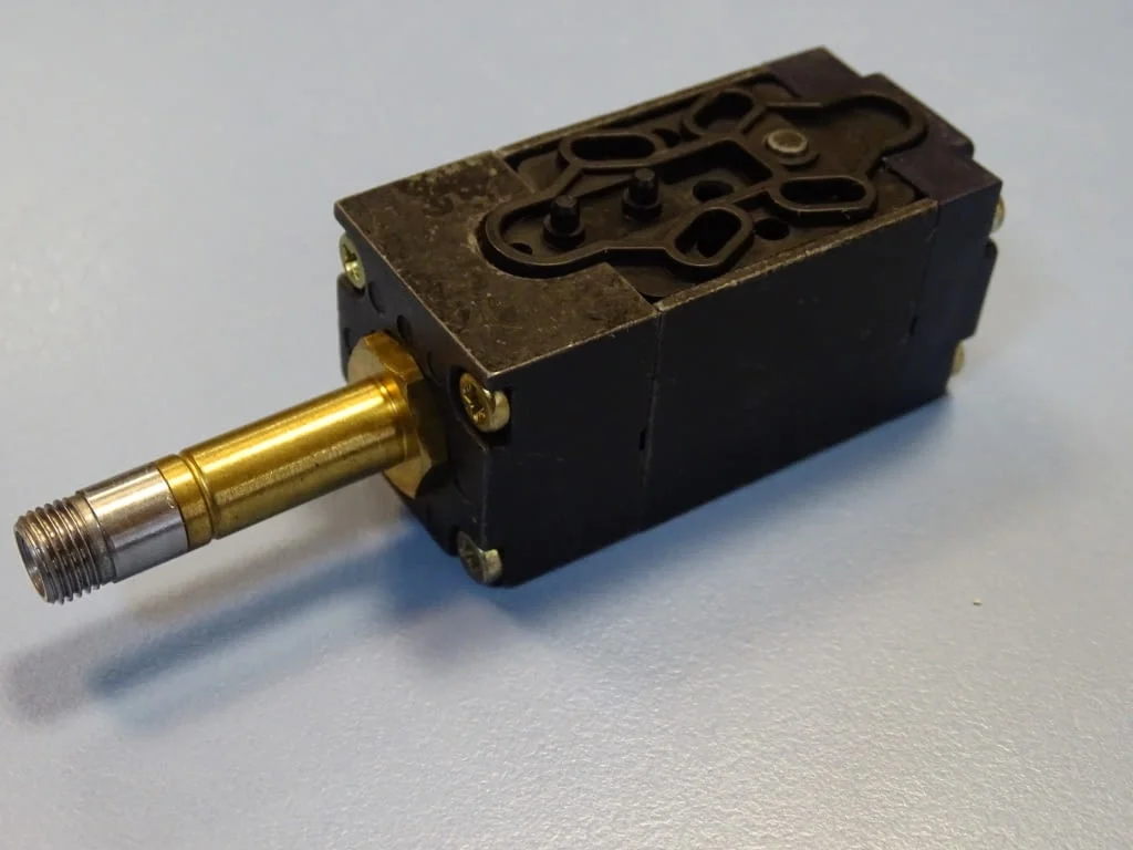 Пневматичен разпределител Festo MFH-5-3.3(6068) pneumatic directional control valve — снимка 5