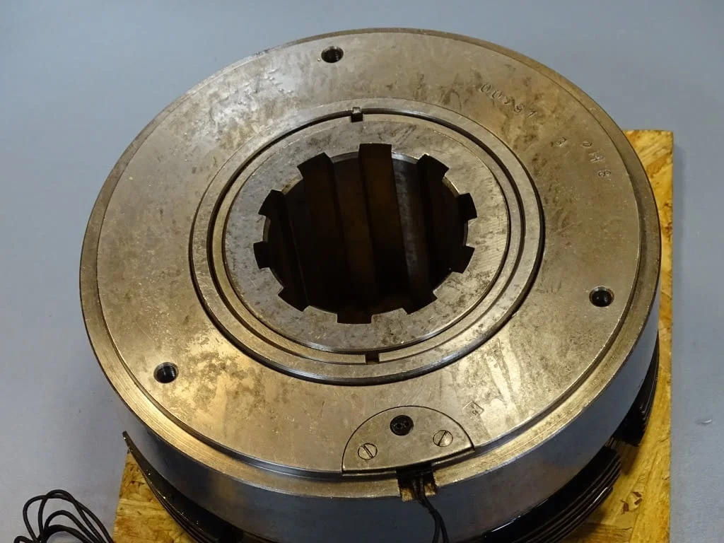 Съединител електромагнитен ETM-144 2H electromagnetic multi-plate clutch 24VDC — снимка 2