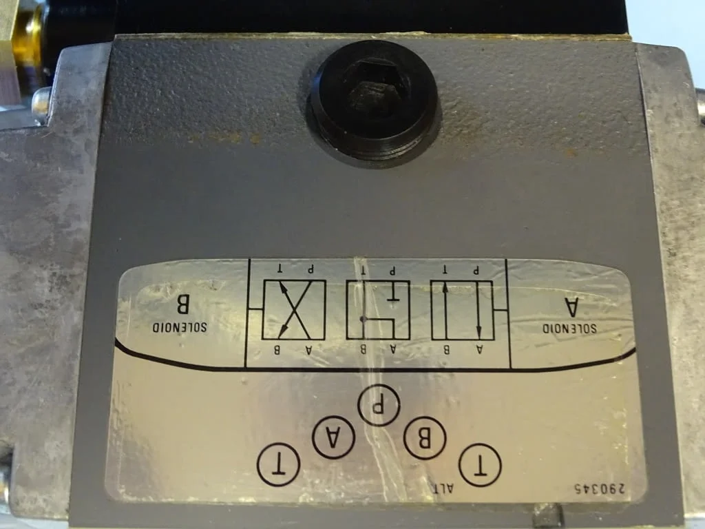 Хидравличен разпределител Sperry Vickers DG4S4-016С-50-JA-WL directional valve 100V — снимка 8