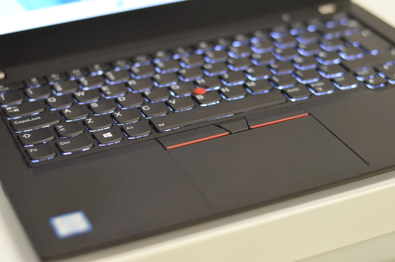 Lenovo ThinkPad T490 – 14" Full HD IPS / i5-8265U / 16GB DDR4 / 512GB NVMe SSD / 4G LTE / 12 месеца — снимка 5