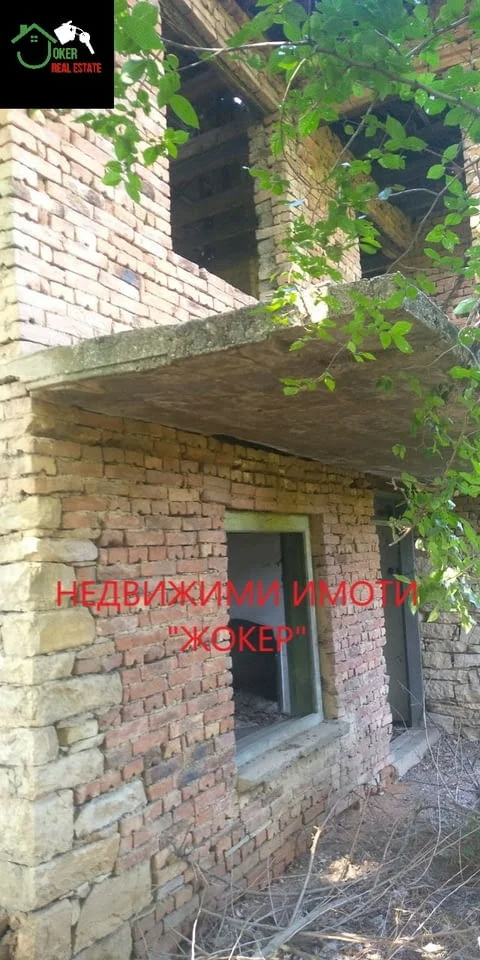 Къща с двор в село Обединение — снимка 2