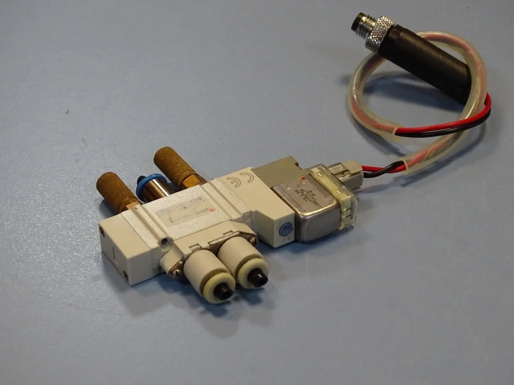 Пневматичен разпределител SMC SY3120-5LOU-C4-Q solenoid valve 24VDC — снимка 4
