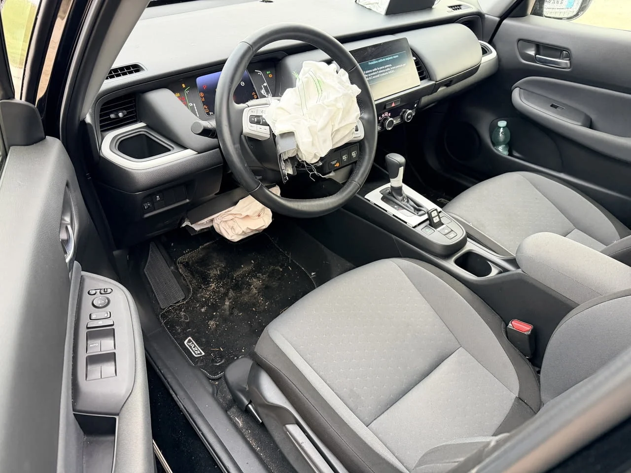 Honda Jazz 1.5 eHEV двигател LEB8, ск. Кутия автоматик, 109 кс., 12000 км., 2025г., Хонда Джаз 1.5 e — снимка 10