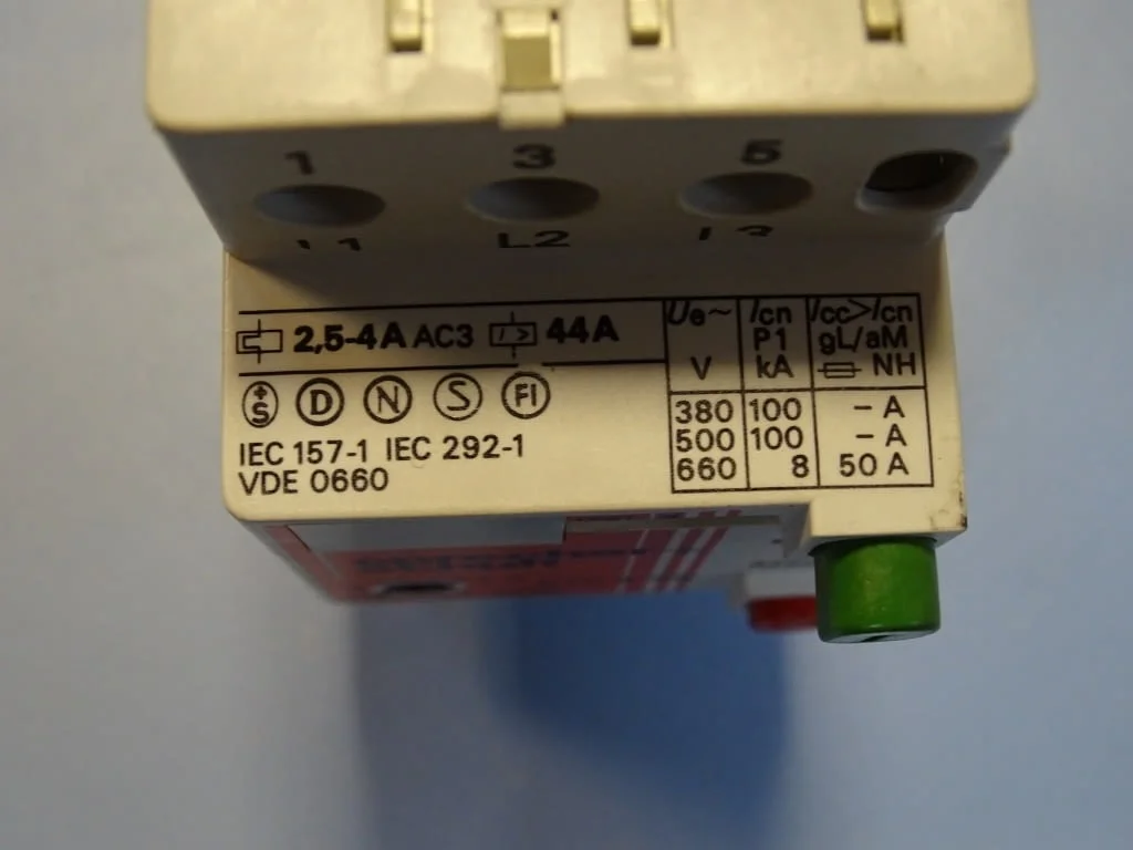 Моторна защита Sprecher+Schuh KTA 3-25 2.5/4A overload relay motor control — снимка 5