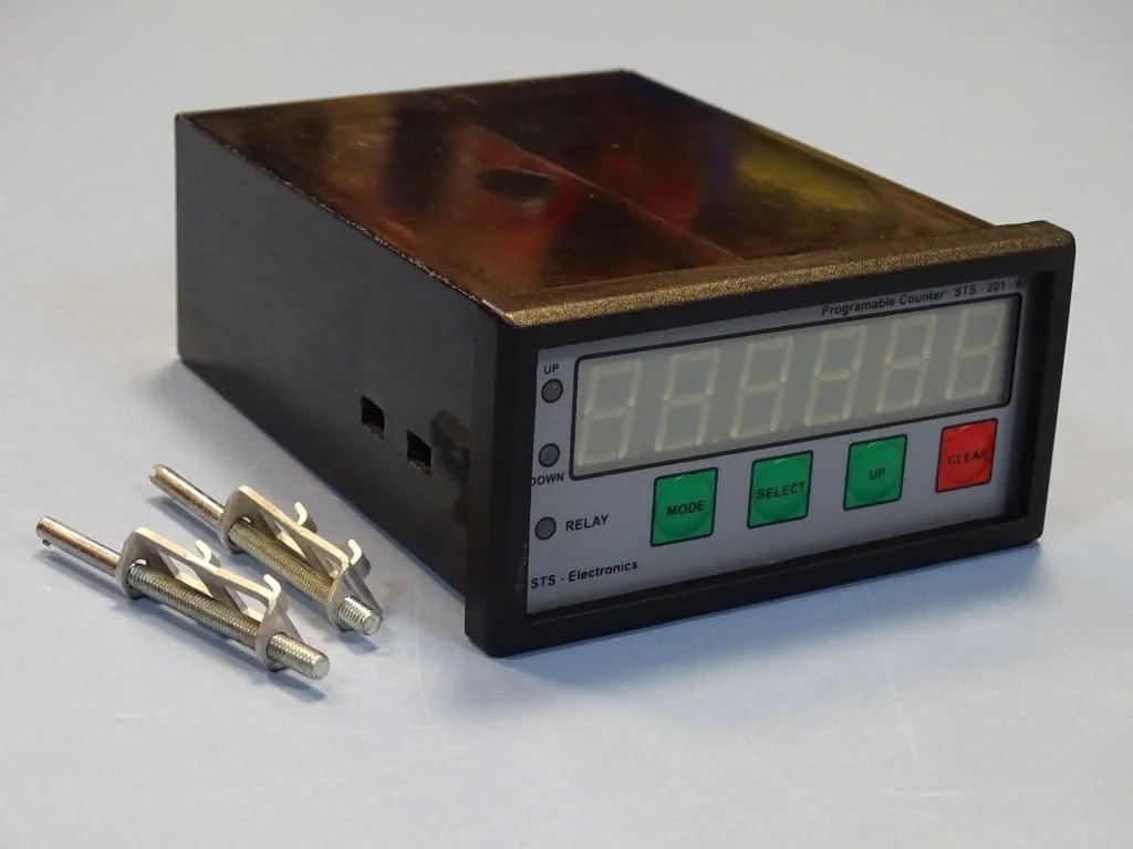 Цифров брояч STS 201-6 Programable Counter 250VAC, 24VAC/VDC — снимка 6