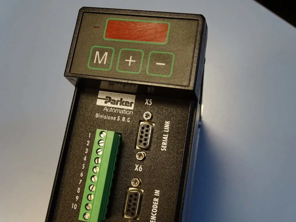 Електронен модул Parker Hannifin HPD2S5N servo drive motor controller — снимка 6