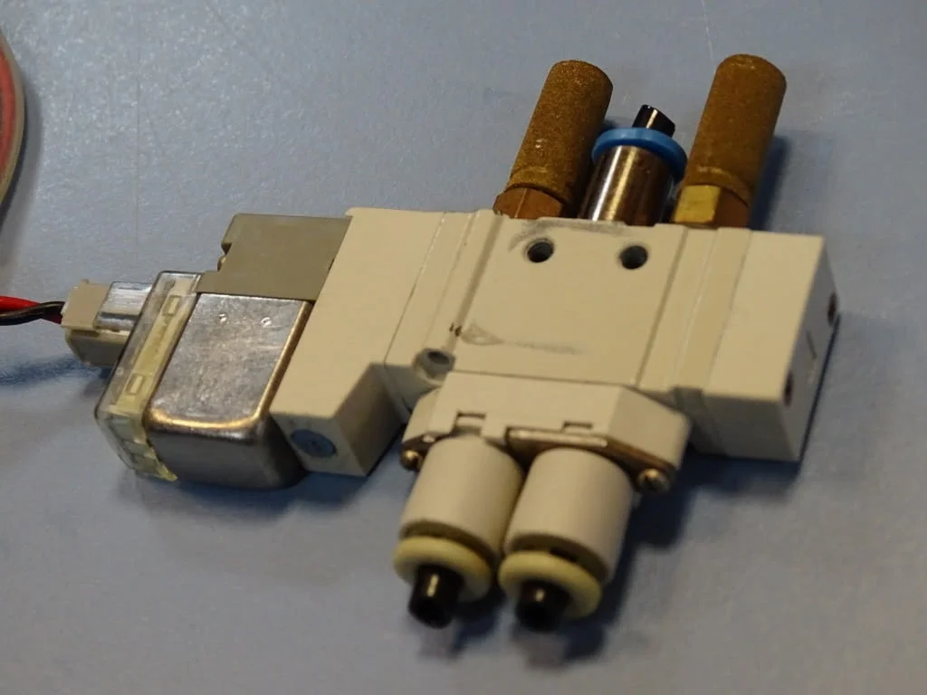 Пневматичен разпределител SMC SY3120-5LOU-C4-Q solenoid valve 24VDC — снимка 7