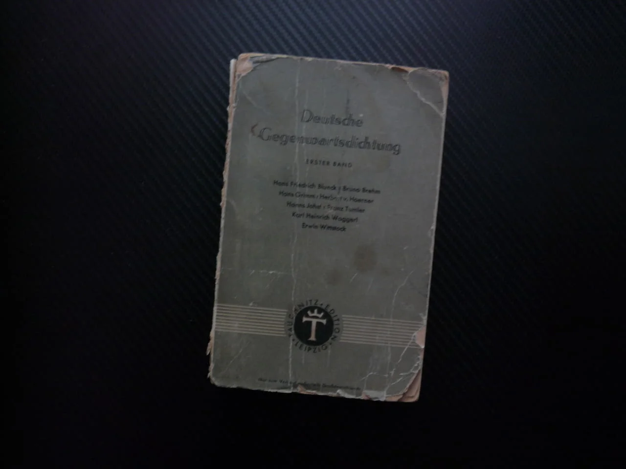Deutsche Gegenwartsdichtung Erster Band 1942 немска стара антикварна книга Съвременни гермаски автор