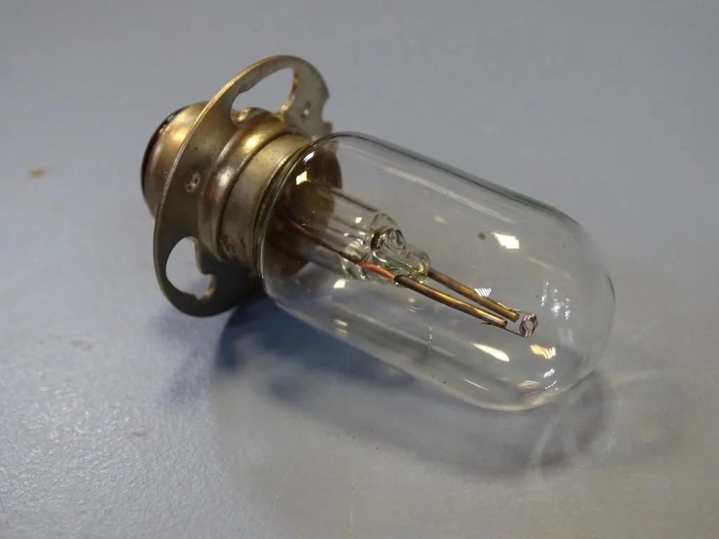 Лампа/крушка OP11-40 11V 40W bulb/lamp — снимка 5