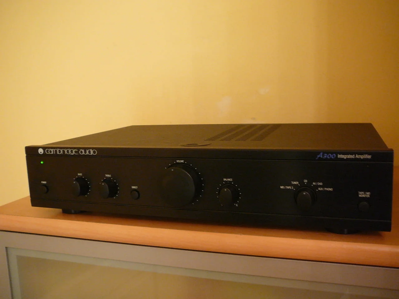 Cambridge audio a 300 — снимка 2