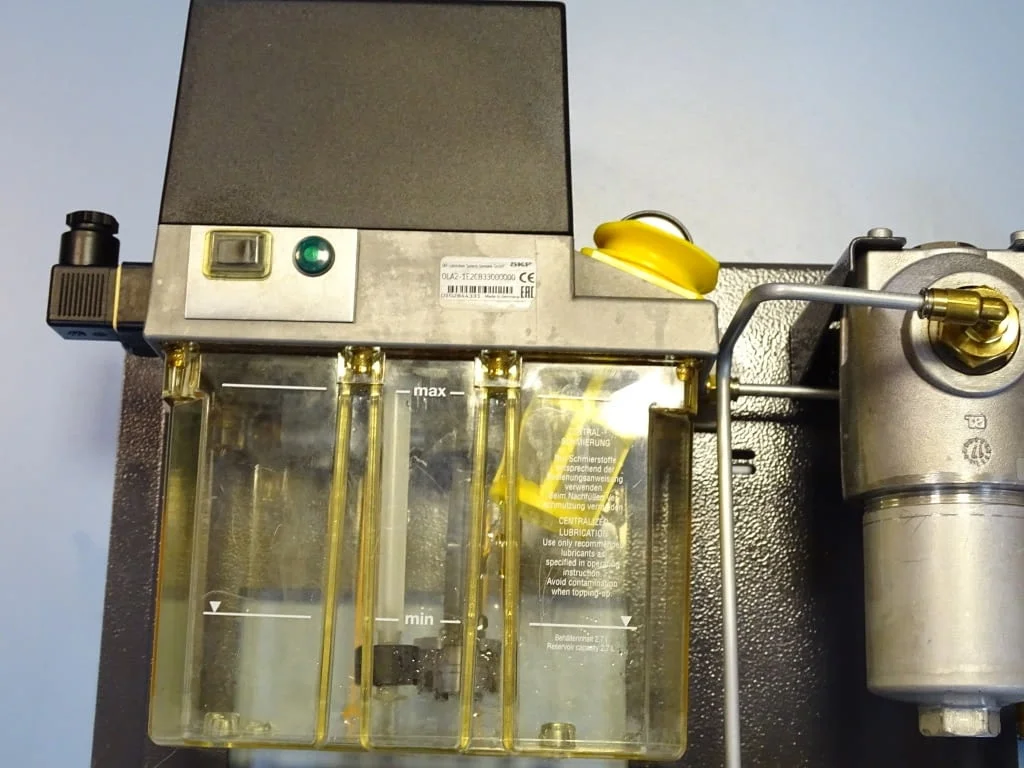 Смазочна станция SKF OLA2-1E2CBlubrication systems 2.7L 230V/50Hz — снимка 2