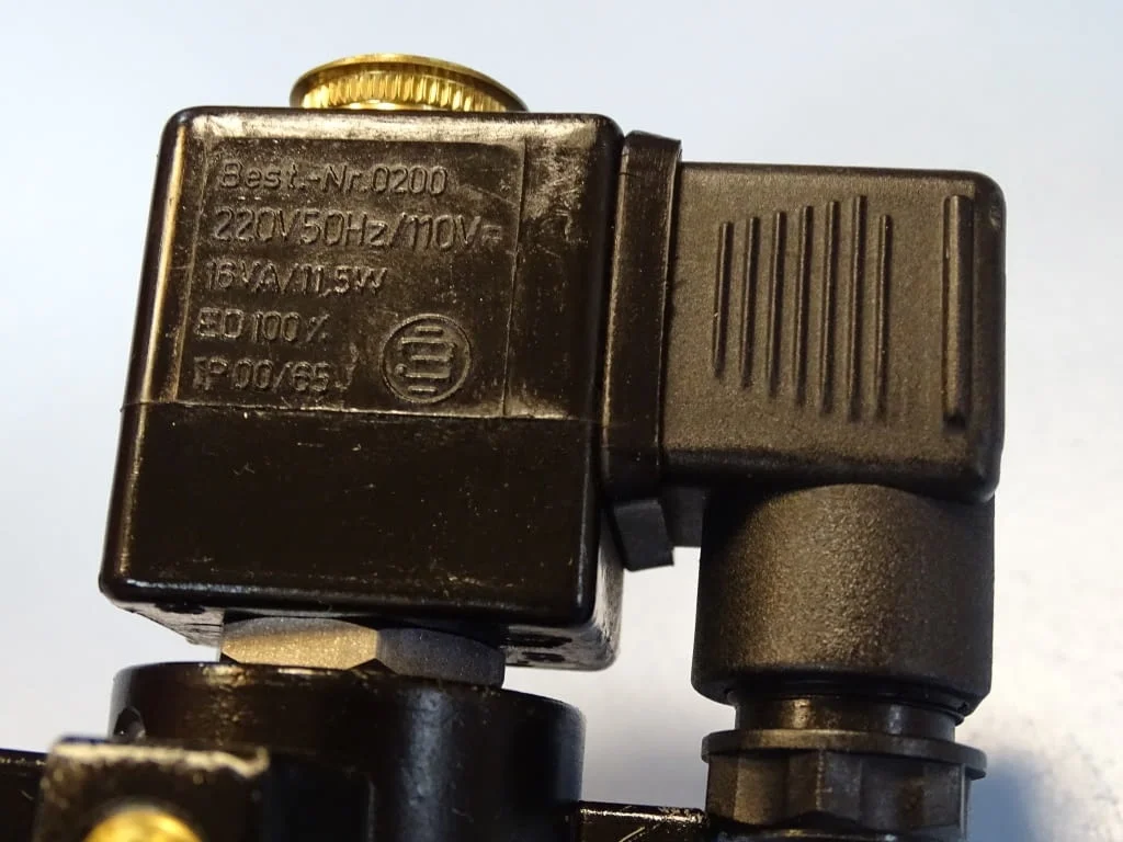 Пневматичен разпределител UNIVER AF2540 Solenoid Valve 220VAC/50Hz — снимка 7